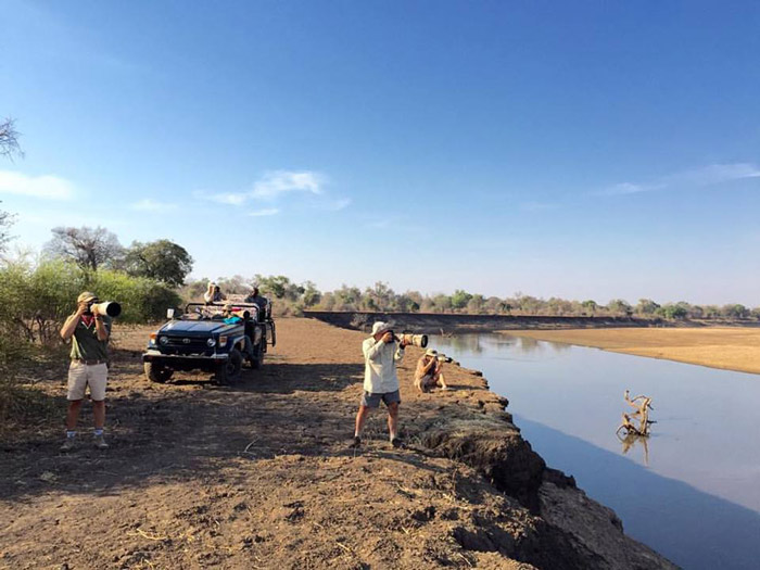 Photographing-along-the-Luangwa-River