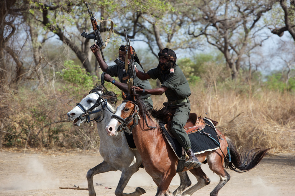 Michael-Lorentz-Zakouma-horses-rangers