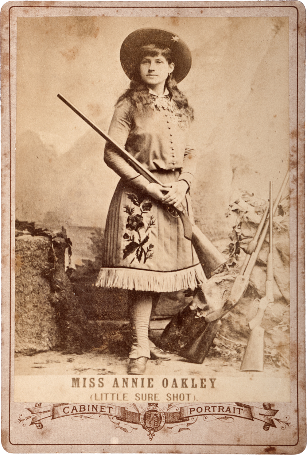 http___commons.wikimedia.org_wiki_File_Annie_Oakley_with_shotgun.png copy