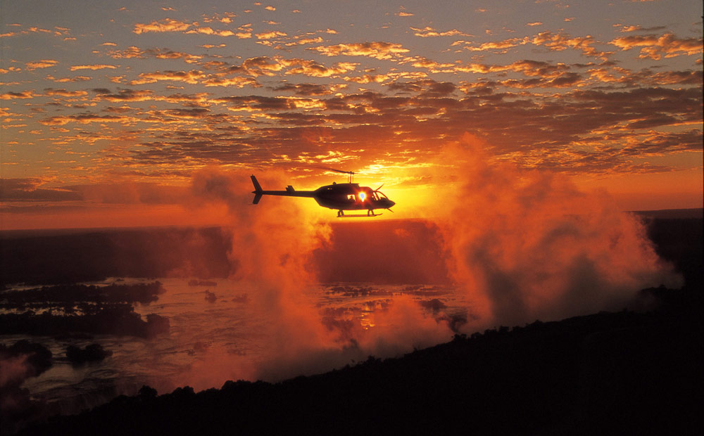 helicopter vic falls