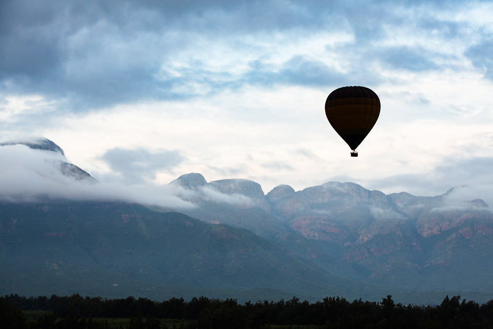 Enjoy Hoedspruit from a different perspective in a hot air balloon ©Villiers Steyn