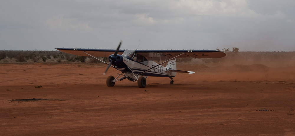 airplane-tsavo-kenya