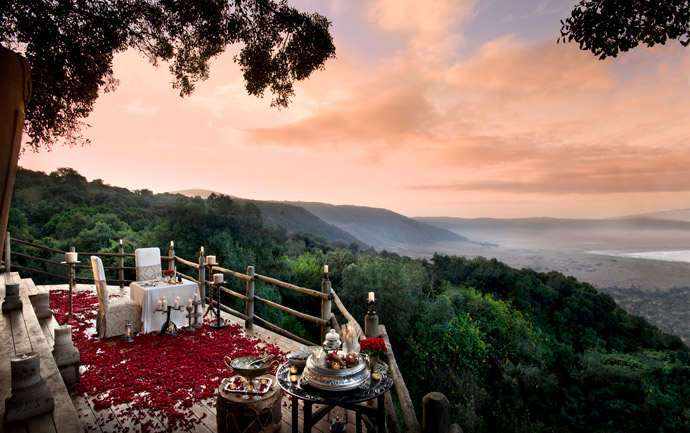 Ngorongoro-Lodge-crater