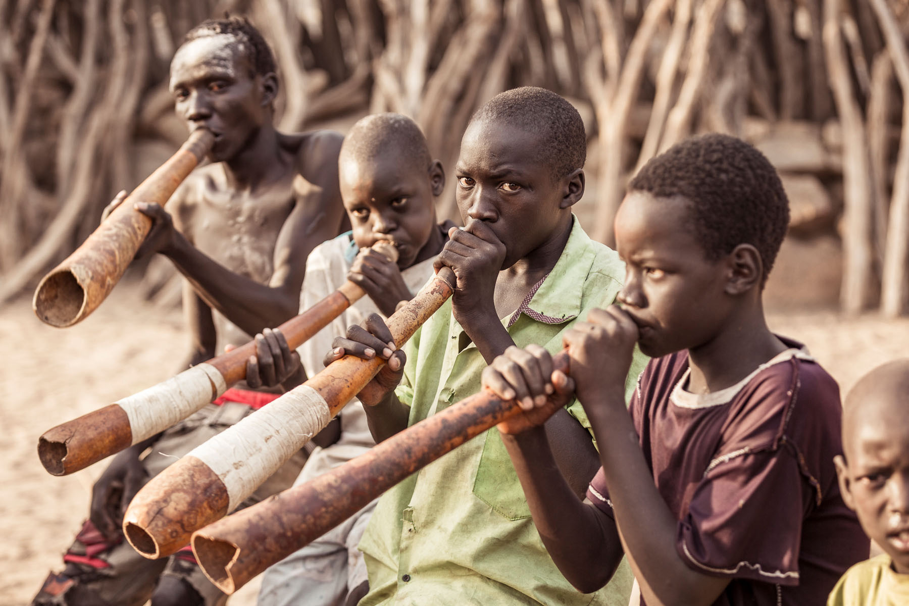 The Toposa culture is orally transmitted through songs, dance, music, poems and folklore © Joe Buergi