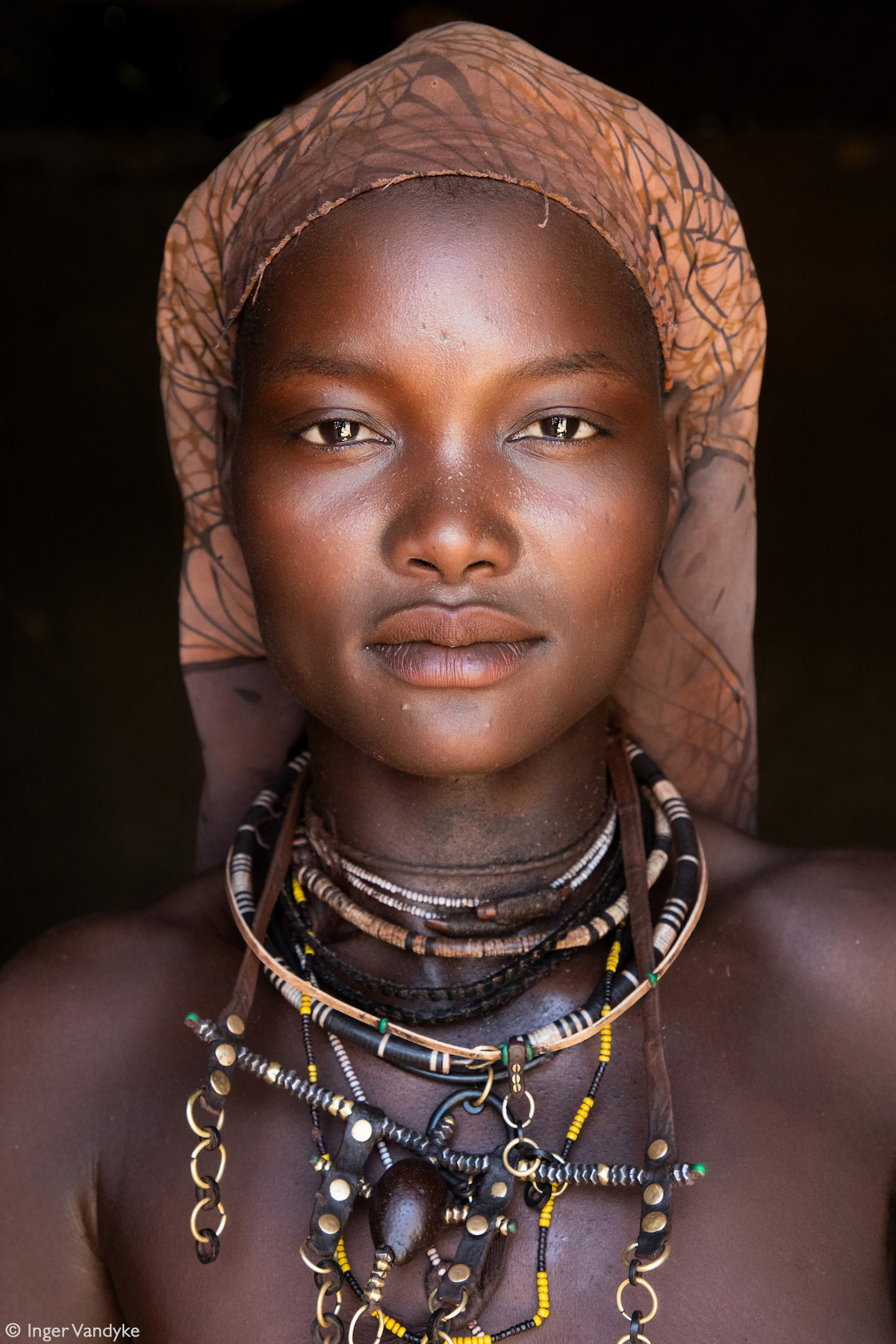 Portrait of a Muhimba woman. Southern Angola © Inger Vandyke